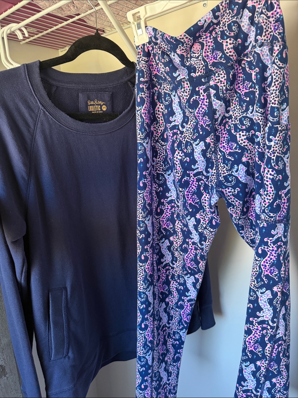 Lilly Pulitzer Navy Blue Crewneck Sweatshirt and leggings set. Luxletic size M
